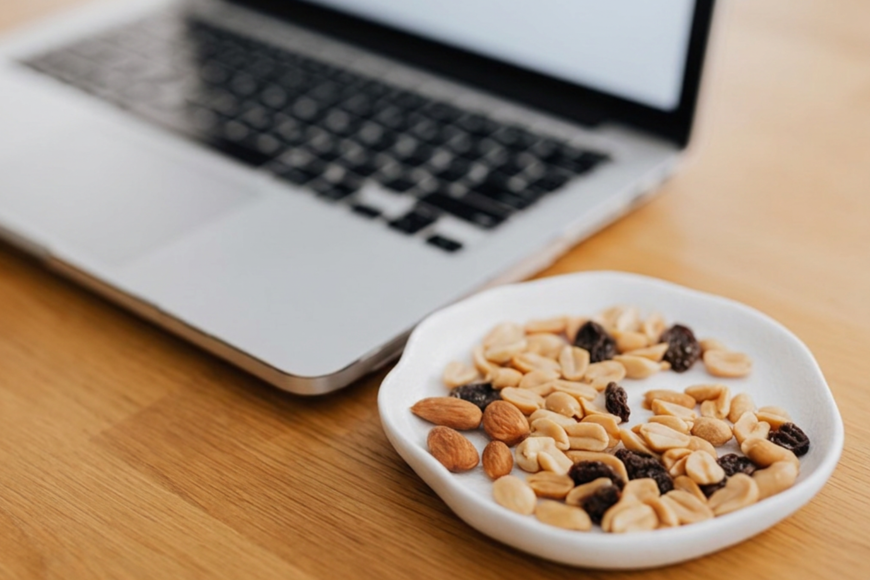 healthy foods and snacks at work