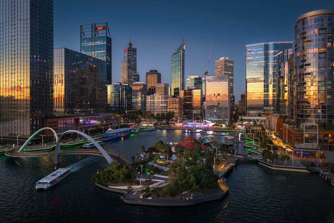 free-photo-of-vibrant-evening-skyline-of-perth-australia