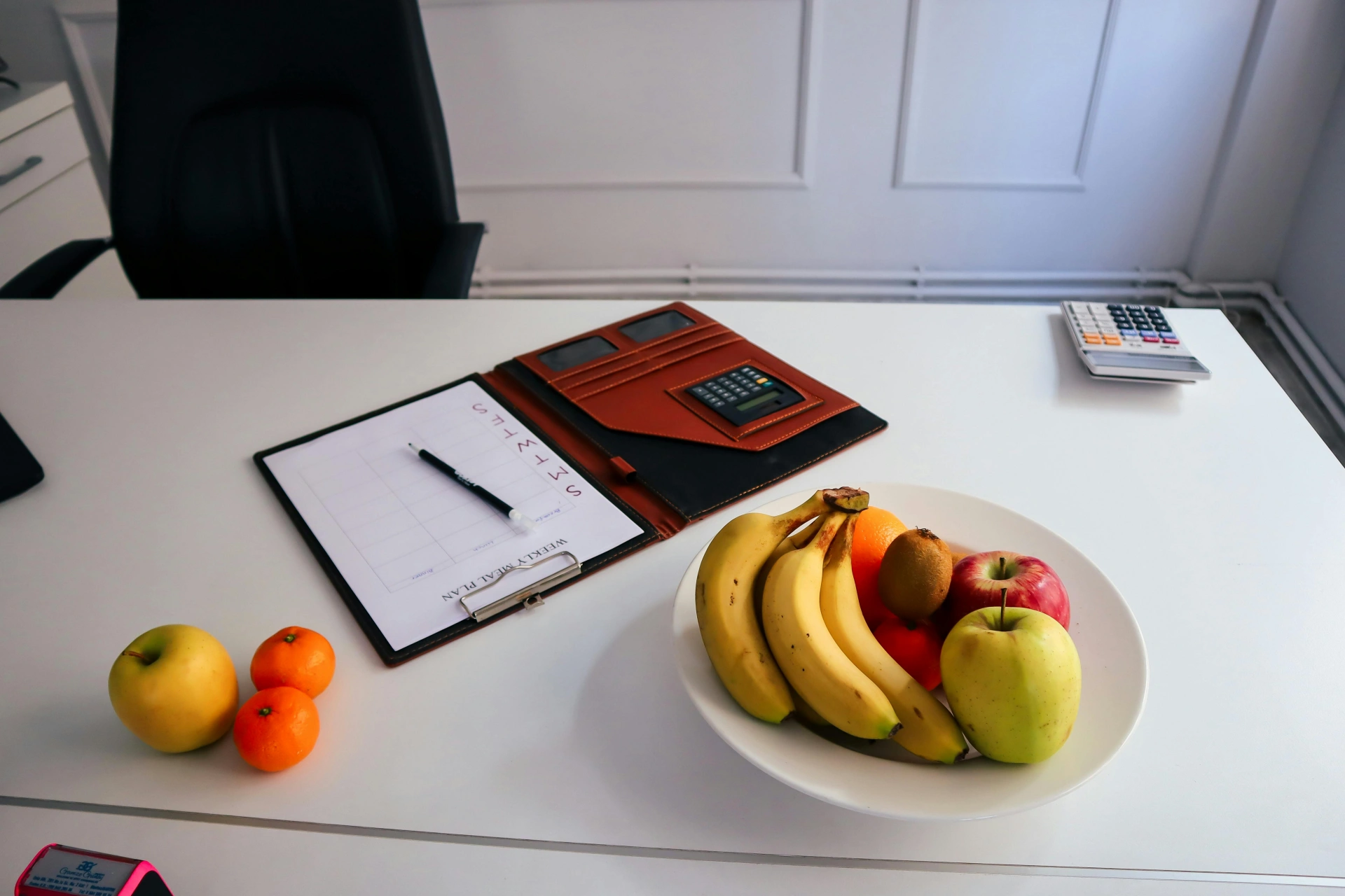 Office Fruit Delivery vs Supermarket- The Real Cost for Businesses